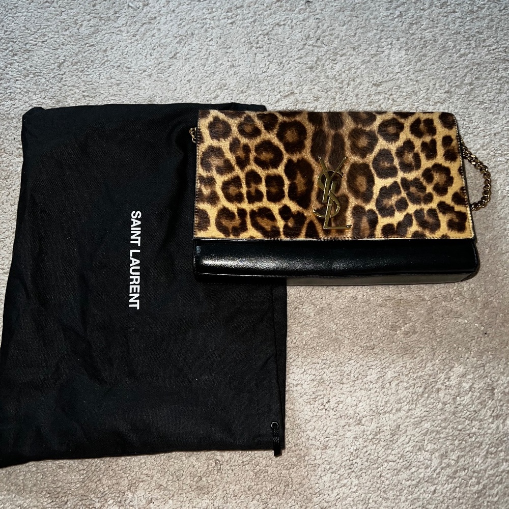 SAINT LAURENT LEOPARD PRINT BAG.